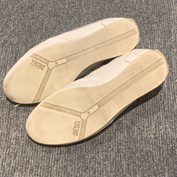 Vintage Diesel Classic White Leather Sneakers Low-Top Minimalist Design - Picture 5 of 6